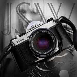 Classic Asahi Pentax K 1000 35mm Professional SLR Camera